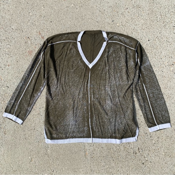 Last call! avant garde split v neck collar mist speckled pattern stylish sweater